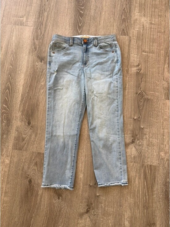 Democracy Denim - Democracy Women's Light Wash Denim Jeans Size 12 with Frayed Hem